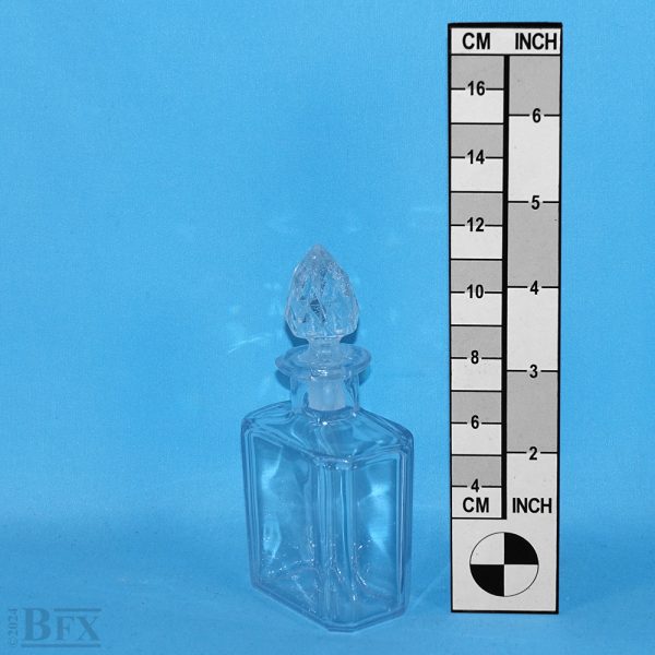 PB09 - Small Square Vintage Perfume Bottle - Image 4