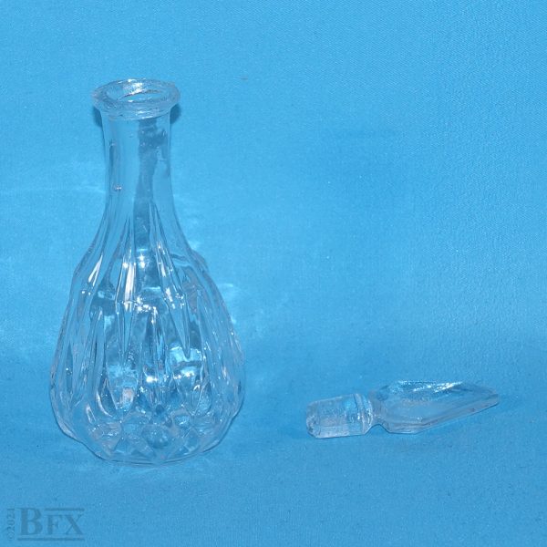 PB11 - Teardrop Vintage Perfume Bottle - Image 2